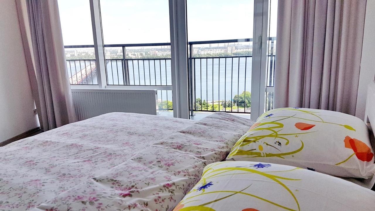 Most City Apart-Hotel Ντνιπροπετρόφσκ Εξωτερικό φωτογραφία